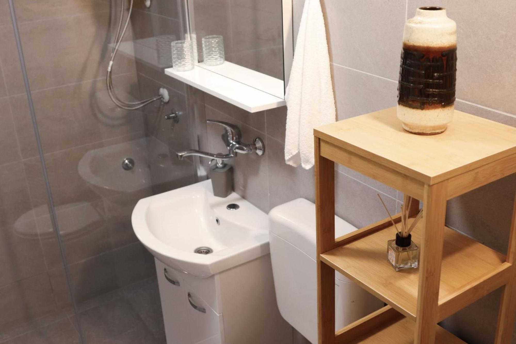Studio Apartman Zrinka Винковци Екстериор снимка